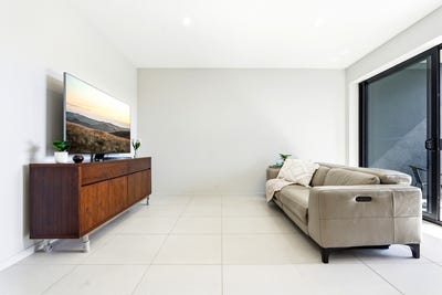 /international/au/305-3-grout-street-macgregor-qld-151366692/
