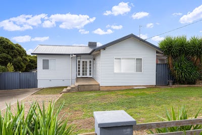 /international/au/97-ashmont-avenue-ashmont-nsw-151359704/