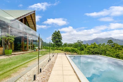 /international/au/22-buchanan-creek-road-cow-bay-daintree-qld-150837448/