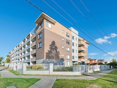 /international/au/27-26-clifton-street-blacktown-nsw-148220888/