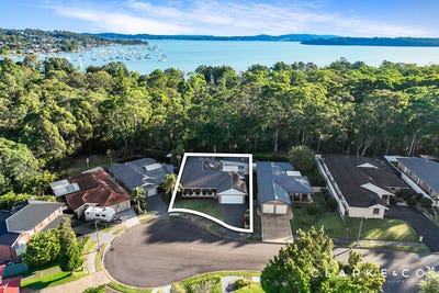 /international/au/16-dwyer-chase-eleebana-nsw-150996980/