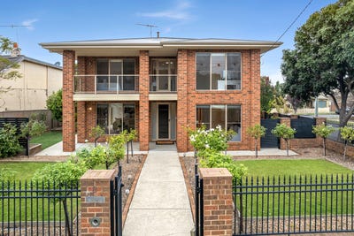 /international/au/3-toorak-parade-geelong-vic-151328568/