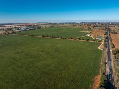 /international/au/3685-olympic-highway-junee-nsw-700406336/