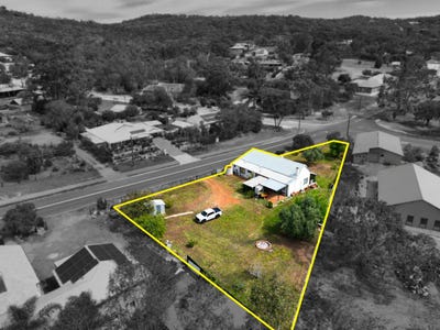 /international/au/8-fiennes-street-toodyay-wa-152539172/