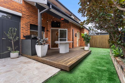 /international/au/34-4-8-wallumatta-road-caringbah-nsw-152458700/