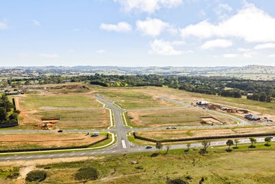 /international/au/20-bingham-street-yass-nsw-204454704/