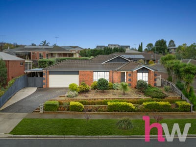 /international/au/50-monterey-drive-waurn-ponds-vic-151518656/