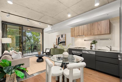 /international/au/216-21-buchanan-street-west-end-qld-151240140/
