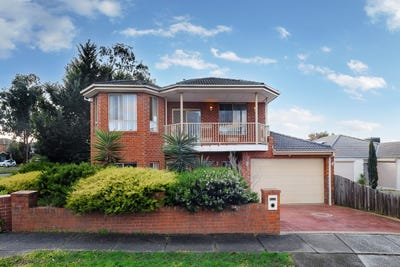 /international/au/1-lakeside-drive-roxburgh-park-vic-148464584/