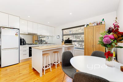 /international/au/6-70-banchory-avenue-hillside-vic-148476936/