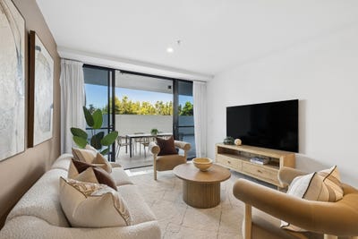 /international/au/4108-5-harbour-side-court-biggera-waters-qld-152456792/