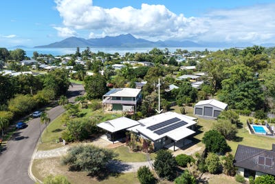 /international/au/1-phillips-street-cardwell-qld-151231304/