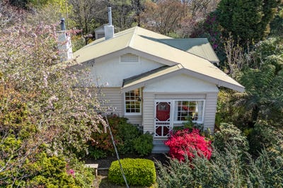 /international/au/42-inconstant-street-blackheath-nsw-152478268/