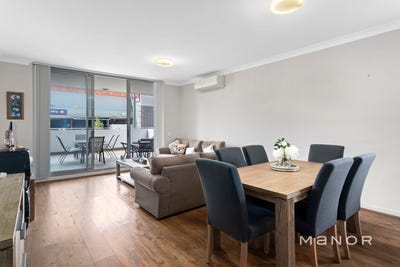 /international/au/100-1-meryll-avenue-baulkham-hills-nsw-147836748/