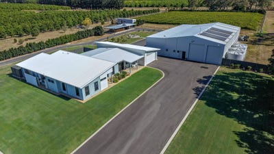 /international/au/111-booloongie-road-gooburrum-qld-151092400/