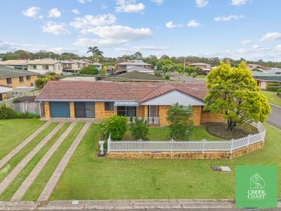 /international/au/16-bell-street-maryborough-qld-151568992/