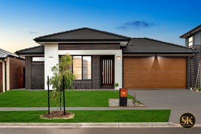 /international/au/12-marchador-street-bonnie-brook-vic-151051392/