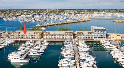 /international/au/19-43-mews-rd-fremantle-wa-151475792/