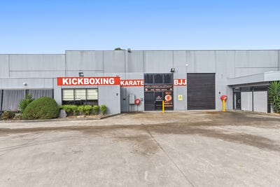 /international/au/unit-7-8-200-sladen-street-cranbourne-vic-505060644/