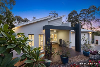 /international/au/2-warragai-place-malua-bay-nsw-148368732/?lang=pt