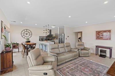 /international/au/3-mast-close-dudley-park-wa-152220872/