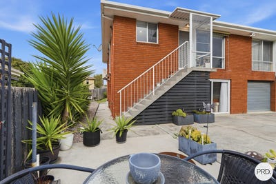 /international/au/1-33-walgett-place-glenorchy-tas-150955940/