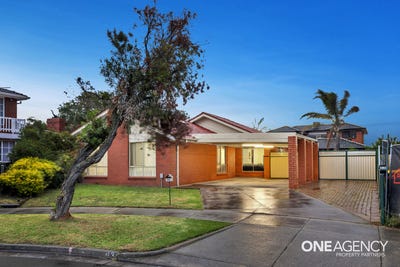 /international/au/13-thompson-court-altona-meadows-vic-151369032/
