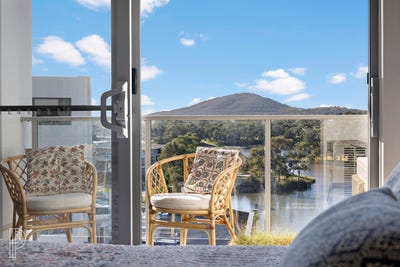 /international/au/107-35-oakden-street-greenway-act-151454748/
