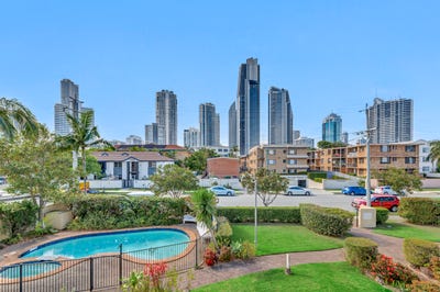 /international/au/9-16-20-stanhill-drive-chevron-island-qld-152491160/