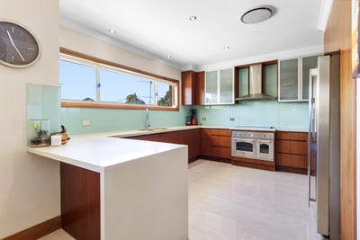 /international/au/77-ladbury-avenue-penrith-nsw-150366108/