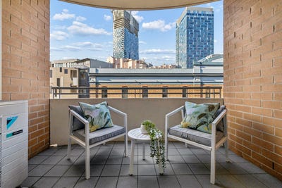 /international/au/502-233-pyrmont-street-pyrmont-nsw-151982696/