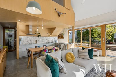 /international/au/11a-morris-street-beaconsfield-wa-151073456/