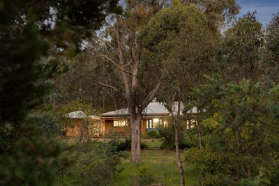 /international/au/275-yandoit-township-road-franklinford-vic-152548828/