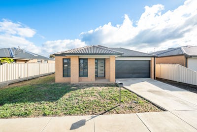 /international/au/19-hillsborough-avenue-shepparton-vic-151292412/