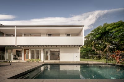 /international/au/16-lilley-road-bardon-qld-151122260/