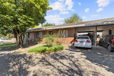 /international/au/2-2-gladstone-street-moe-vic-150781524/