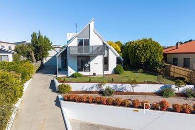 /international/au/7-hawley-place-hawley-beach-tas-150729564/