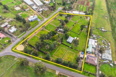 /international/au/44-whites-road-shanes-park-nsw-151592268/