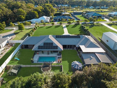 /international/au/16-mountain-breeze-place-beerwah-qld-151287472/