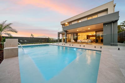 /international/au/21-osprey-rise-worongary-qld-151432924/