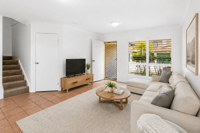 /international/au/1-17-douma-drive-mudgeeraba-qld-151445992/