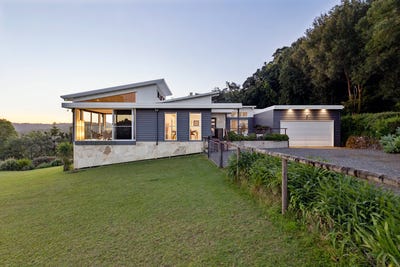 /international/au/72-mccarthy-shute-road-maleny-qld-152476828/