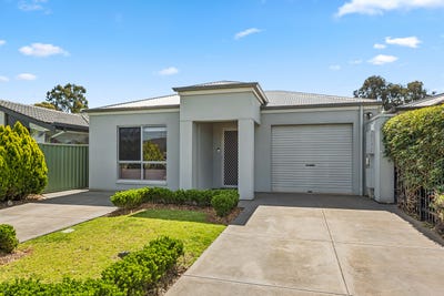 /international/au/32a-casuarina-drive-parafield-gardens-sa-152638984/