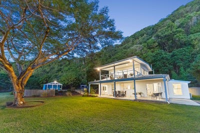 /international/au/159-barsons-road-montville-qld-151838008/