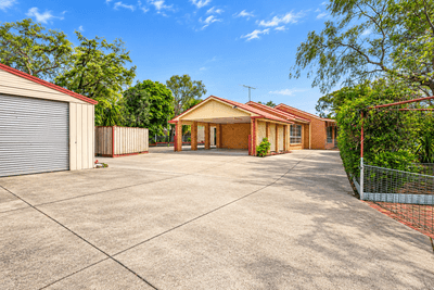 /international/au/10-barry-street-maddingley-vic-152623936/