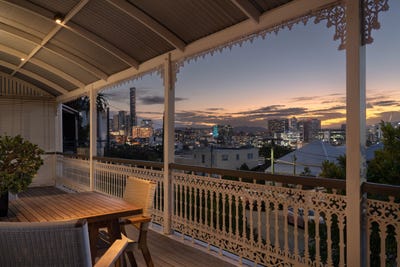 /international/au/13-teneriffe-drive-teneriffe-qld-151672740/