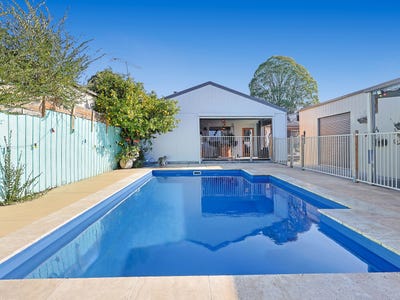 /international/au/54-anzac-road-trafalgar-vic-148502792/