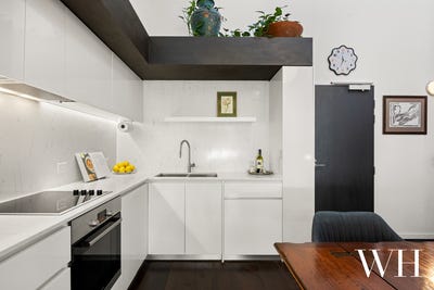 /international/au/180-51-beach-street-fremantle-wa-148260312/