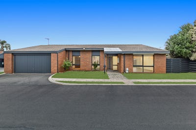 /international/au/4-oakwood-drive-keysborough-vic-151135060/