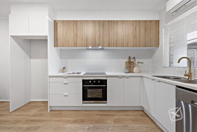/international/au/2-14-somerset-avenue-clearview-sa-148469180/